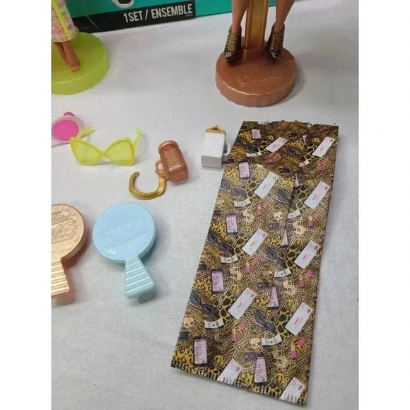 LOL Surprise OMG doll Lot Plus Accessories - Picture 10 of 13